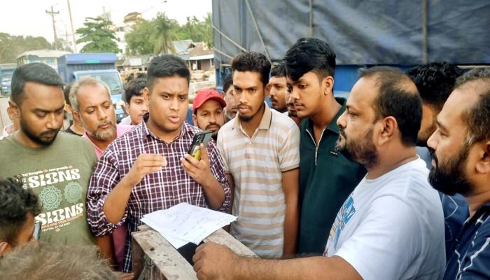 কাজের জন্য যত টাকা বরাদ্দ দিয়েছে তার যথাযথ প্রয়োগ হতে হবে-হাসনাত আব্দুল্লাহ