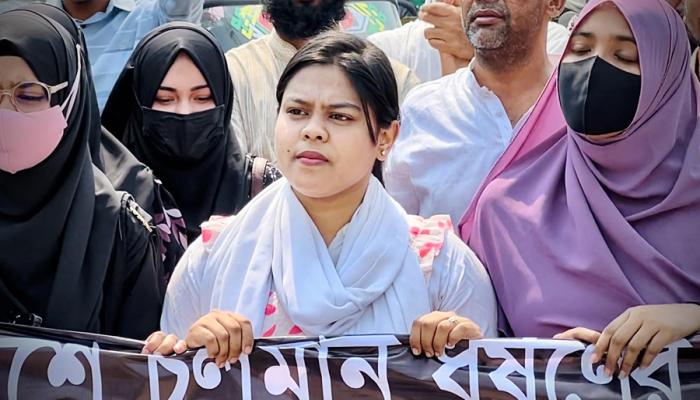 পদত্যাগ করলেন বৈষম্য বিরোধী ছাত্র আন্দোলনের মুখপাত্র কেয়া
