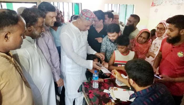 মানবিক কুমিল্লার ফ্রি মেডিকেল ক্যাম্পে চিকিৎসা সেবা পেল সাড়ে তিন হাজার মানুষ