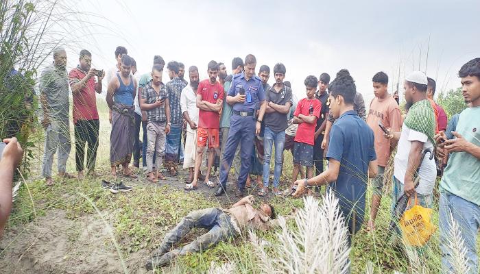সদর দক্ষিণে উদ্ধারকৃত গলাকাটা   লাশটি বুড়িচং পারুয়ারার আমিনুলের