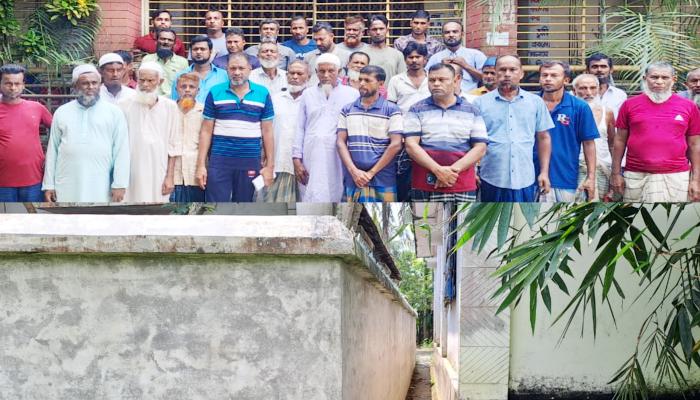 প্রশাসনের হস্তক্ষেপ কামনা সদর দক্ষিণে রাস্তায় সীমানা প্রাচীর নির্মাণ করে প্রতিবন্ধকতা সৃষ্টি