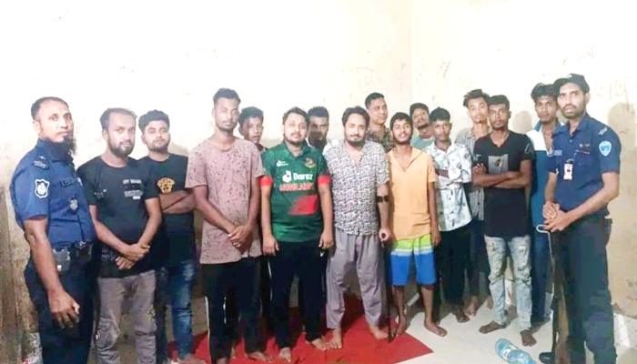 সদর দক্ষিণে আওয়ামী লীগের   ঝটিকা মিছিল, গ্রেফতার-২০