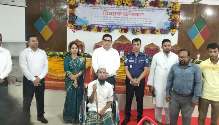 চাকুরির পিছে না হেঁটে উদ্যোক্তা হলে সফলতা অনিবার্য -জেলা প্রশাসক