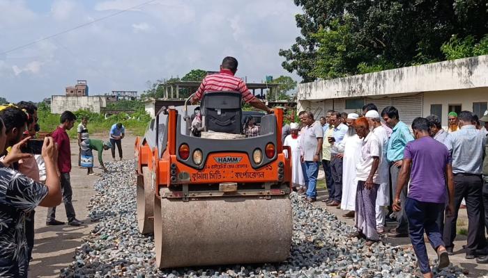 কুমিল্লায় সাড়ে ৪ হাজার অবৈধ গ্যাসলাইনের রেগুলেটর ধ্বংস