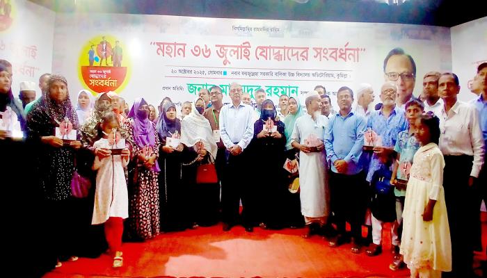 মন রক্ষা করতে না পারলেই অসন্তুষ্ট এ ধারা থেকে বেরিয়ে আসতে হবে-মাহমুদুর রহমান