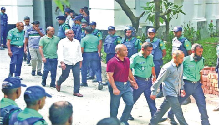 কারাগারে ১৫ সেনা কর্মকর্তা