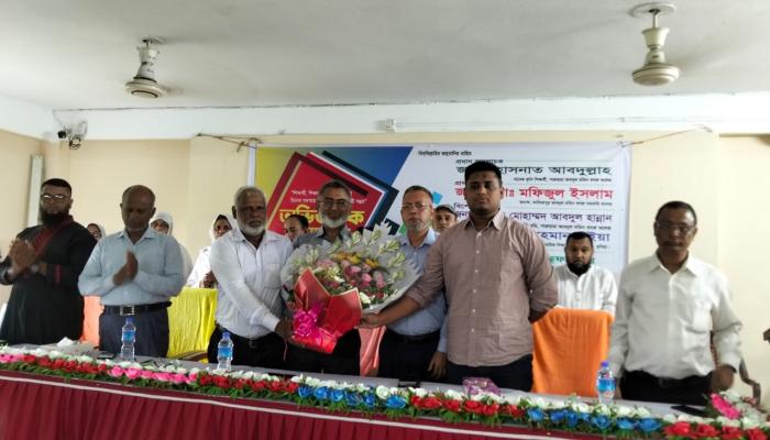 অন্যের সাথে সন্তানকে তুলনা না করে   ভালো মানুষ হিসেবে গড়ে তুলুন- হাসনাত আবদুল্লাহ