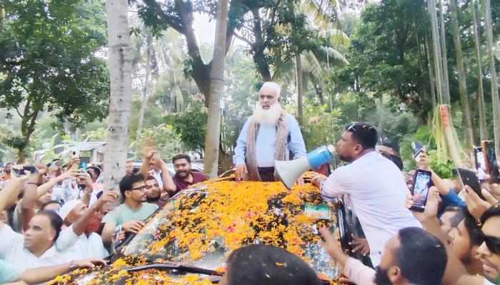 ভেদাভেদ ভুলে জাতীয়তাবাদী শক্তিকে এক হয়ে   কাজ করার আহ্বান মনিরুল হক চৌধুরীর