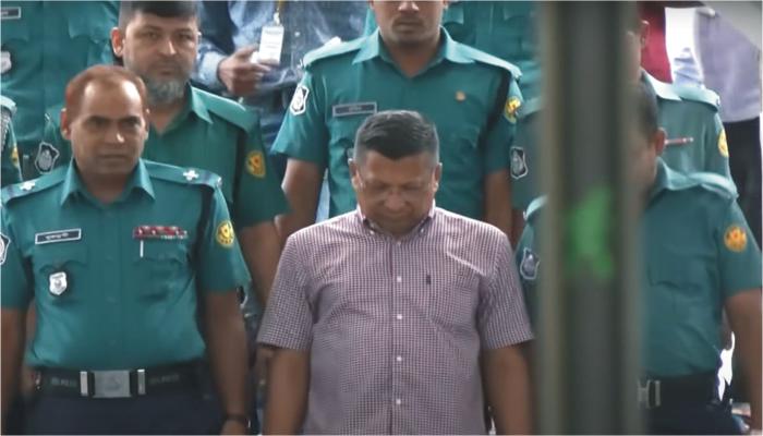 ট্রাইব্যুনালে আনা হলো হাসিনার মামলার রাজসাক্ষী সাবেক আইজিপি মামুনকে