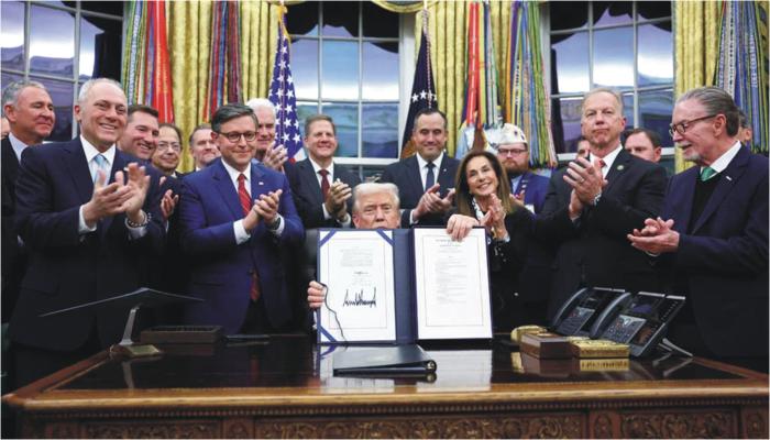 শেষ হচ্ছে যুক্তরাষ্ট্রের ইতিহাসের দীর্ঘতম সরকারি ‘শাটডাউন’