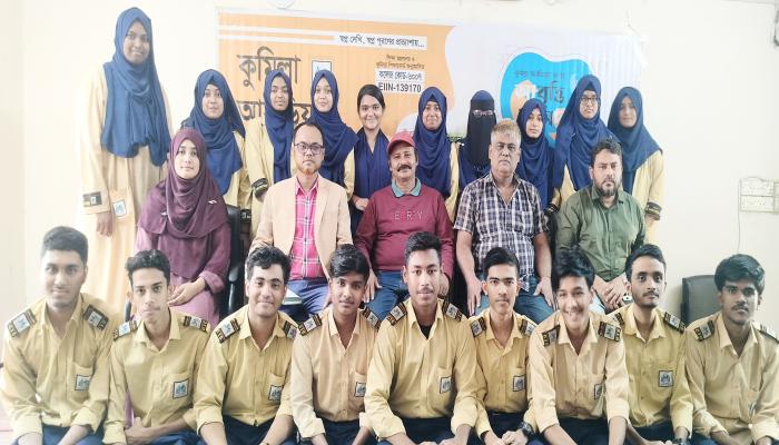 কুমিল্লা আইডিয়াল   কলেজে আবৃত্তির প্রশিক্ষণ   কর্মশালা অনুষ্ঠিত