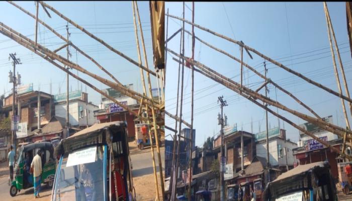 বুড়িচংয়ে মাহফিলের   গেট ভাংচুরের অভিযোগ