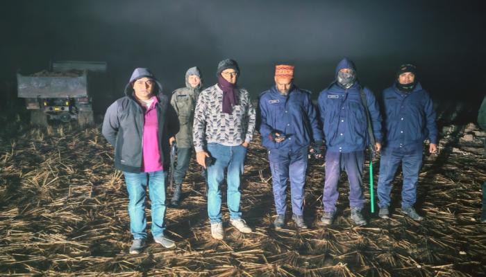 অবৈধভাবে মাটি কাটার  বিরুদ্ধে সদর দক্ষিণ   উপজেলা প্রশাসনের   অভিযান