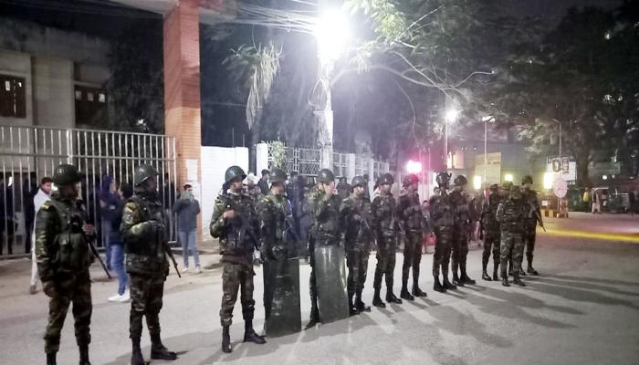 ‘বানিয়াচং থানা পুড়িয়েছি, এসআইকে জ্বালিয়েছি’ বলা সমন্বয়ক আটক