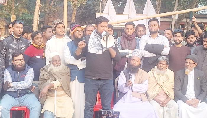 ইনসাফ ও আজাদী দেশ গড়তে হ্যাঁ   ভোট দিতে হবে-হাসানাত আব্দুল্লাহ