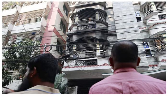 উত্তরায় অগ্নিকাণ্ডে চৌদ্দগ্রামের   এক পরিবারের ৩ জনের মৃত্যু  ডা. তাহেরের শোক