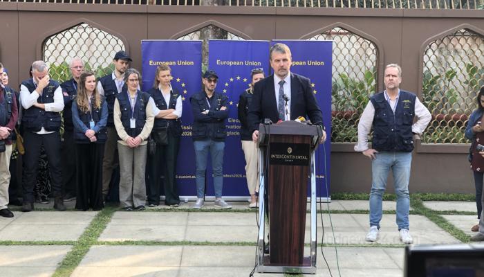 বাংলাদেশের গণতন্ত্রের জন্য আজ ‘বড়’ একটি দিন: ইইউ পর্যবেক্ষক দলের প্রধান