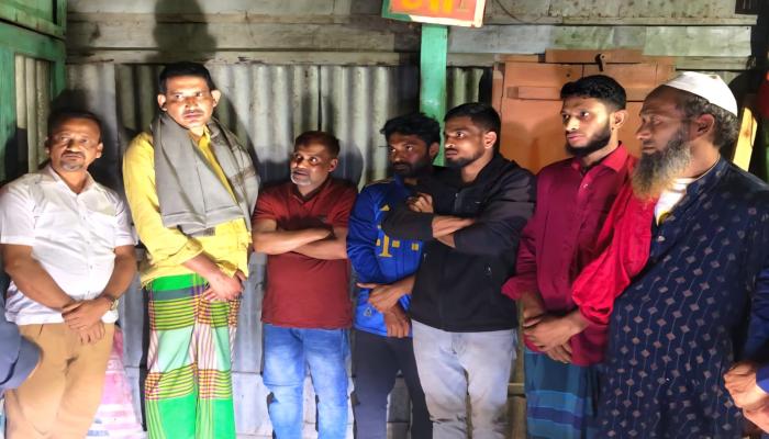 ধর্মমন্ত্রীর কঠোর বার্তার পরই মুরাদনগরে সাঁড়াশি   অভিযান, ইয়াবা সেবনের সময় গ্রেপ্তার ৭