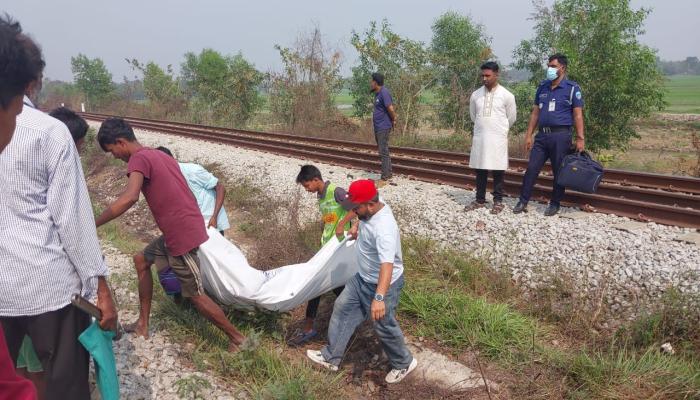 কুমিল্লায় রেললাইন   থেকে অজ্ঞাত   মরদেহ উদ্ধার