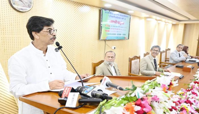 মাঠ পর্যায়ে কার্যকর উদ্যোগে নিলে এগ্রো প্রোডাক্টকে   প্রধান রপ্তানি পণ্যে পরিণত করা সম্ভব-আমিন উর রশিদ