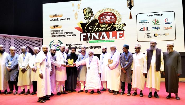 লাকসামে কুরআন  তেলোয়াত ও নাশিদে   বিজয়ী ৮জন