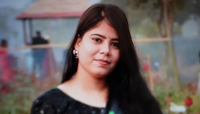 ছিনতাইকারীর হেঁচকা টানে রাস্তায় পড়ে প্রাণ গেল গৃহবধূর