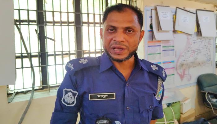 বাঞ্ছারামপুরে গরু চোরের সাথে সখ্যতা।অবশেষে সেই পুলিশ কর্মকর্তা সাসপেন্ড