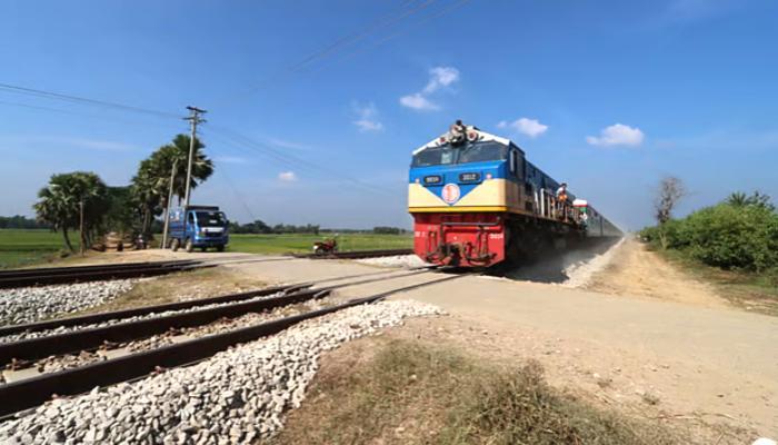 ‘মানুষখেকো’ লেভেল ক্রসিং: কুমিল্লায় ৫ বছরে প্রাণ গেছে ৪ শতাধিক