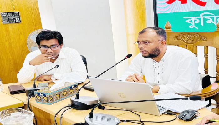 কুমিল্লা সিটি কর্পোরেশনে   উম্মুক্ত দরপত্রের লটারি   সরাসরি দেখলেন নগরবাসী