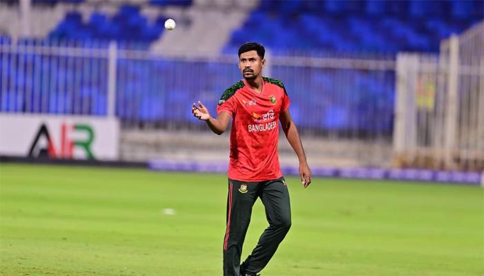 টি-টুয়েন্টিতে বাঁহাতি পেসারদের শীর্ষে মোস্তাফিজ
