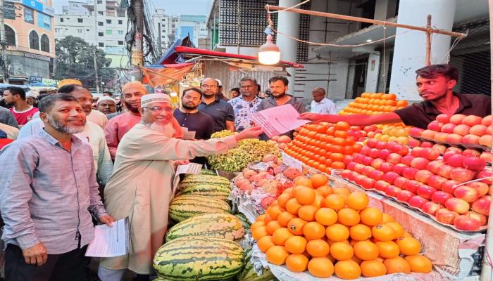 গণভোটের রায় বাস্তবায়নের দাবিতে কুমিল্লা মহানগরী জামায়াতের সপ্তাহব্যাপী লিফলেট বিতরণ শুরু