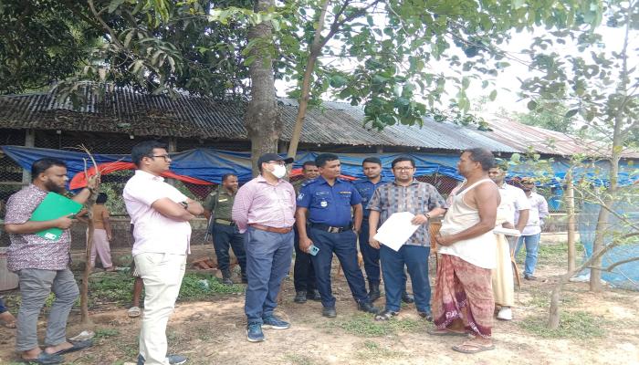 বুড়িচংয়ে পাহাড় কাটার বিরুদ্ধে   অভিযান, ৩০ হাজার টাকা জরিমানা