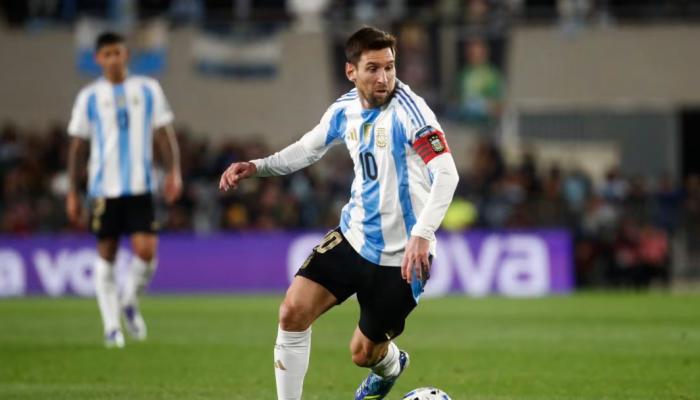 বিশ^কাপের আগে বিপাকে মেসির আর্জেন্টিনা