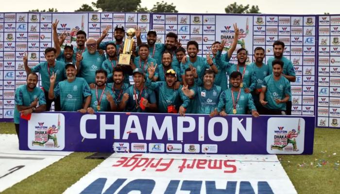 ১৭ বছর পর শিরোপা ঘরে তুললো মোহামেডান