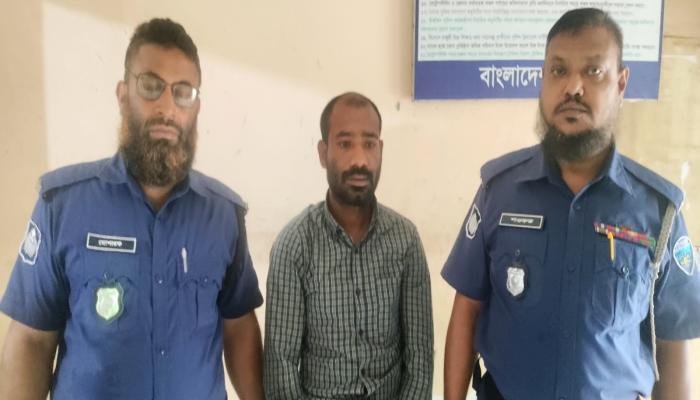 বাঙ্গরায় একাধিক মাদক মামলার আসামী    ইয়াবাসহ গ্রেপ্তার