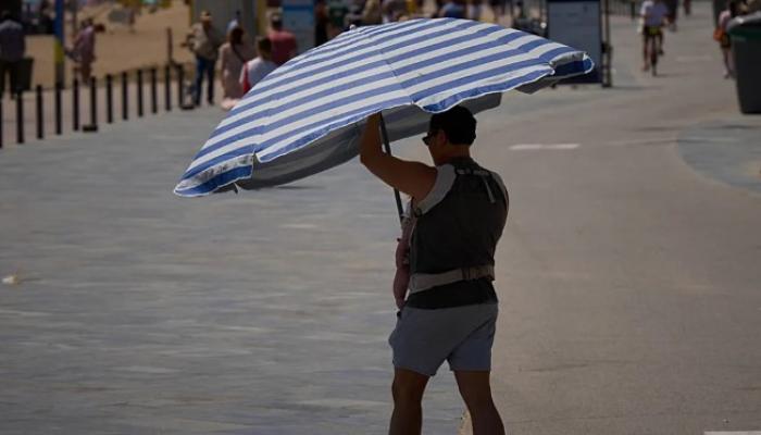 ইউরোপজুড়ে তীব্র তাপদাহ, স্পেনে ৩২৭জনের মৃত্যু