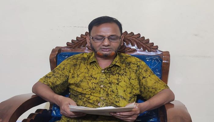 দুই লাখ টাকা চাঁদা না দেওয়ায়  হামলা, হত্যাচেষ্টা ও ঘরবাড়ি ভাঙচুর