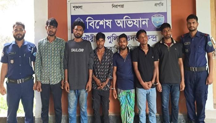 দাউদকান্দিতে নয়   আসামি গ্রেপ্তার