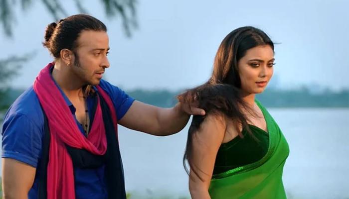 ফের ইধিকা পালের সাথে শাকিব খানের জুটি বাঁধার গুঞ্জন