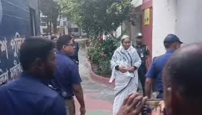 প্যারোলে মুক্তি পেলেন ডা. দীপু মনি