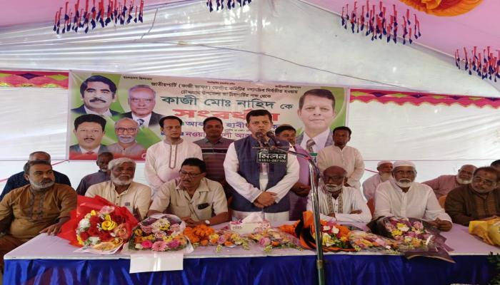 ফুলে ফুলে সিক্ত হলেন জাতীয় পার্টির নবনির্বাচিত মহাসচিব - কাজী নাহিদ
