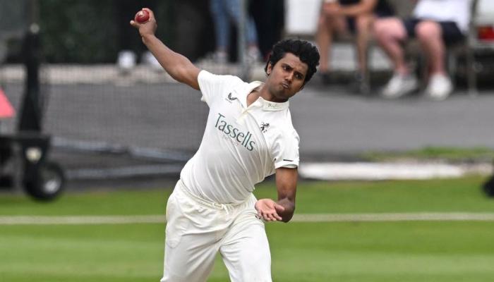 কাউন্টি থেকে দেশে ফিরছেন হাসান মাহমুদ