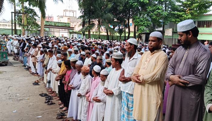 সাংবাদিক কামাল আতাতুর্ক মিসেলের জানাজা ও দাফন সম্পন্ন, চান্দিনা প্রেস ক্লাবের শ্রদ্ধা