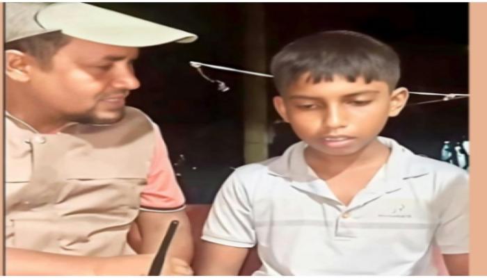 মোবাইল কিনে না দেওয়ায় বাবা- মায়ের বিরুদ্ধে মামলা করতে শিশু সন্তান থানায়