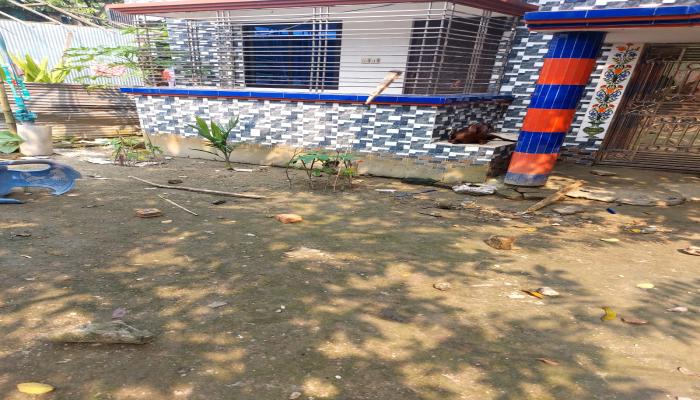 বুড়িচংয়ে আসামি গ্রেফতারে ক্ষিপ্ত হয়ে প্রবাসীর বাড়িতে ফের হামলা-লুটপাট