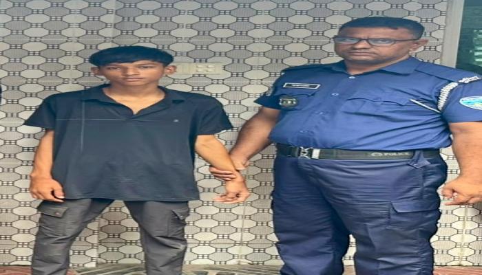 অস্ত্রের মহড়ার ভিডিও টিকটকে প্রচারের পর....