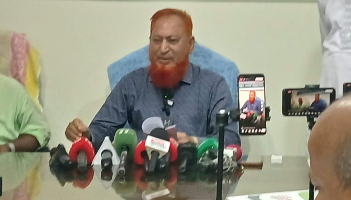 কুমিল্লা কেন্দ্রীয় সমবায় ব্যাংকের চেয়ারম্যান পদ নিয়ে পাল্টাপাল্টি অভিযোগ
