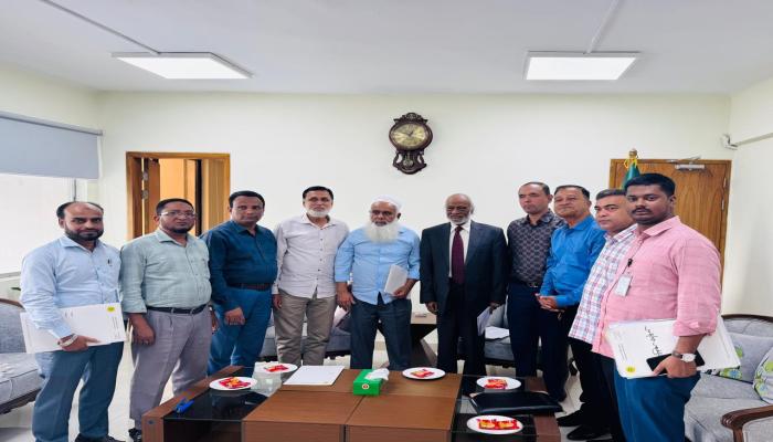 কুমিল্লার অবকাঠামো উন্নয়ন নিয়ে স্থানীয় সরকার মন্ত্রীর সঙ্গে মনিরুল হক চৌধুরী এমপির মতবিনিময়