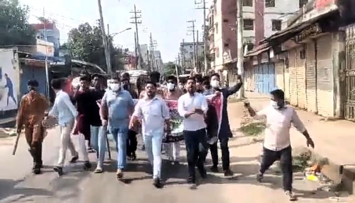 কুমিল্লা নগরীতে ছাত্রলীগের ঝটিকা মিছিল  সাবেক সভাপতি, ইউপি সদস্যসহ আটক ১৮